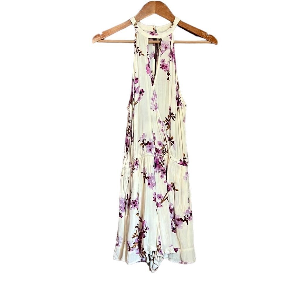 3 for $30! American Eagle‎ floral romper. Size xs.